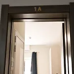Sharon Court ゲストハウス