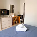 ゲストハウス Sharon Court セント・ポールズ・ベイ