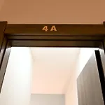 Sharon Court 4*