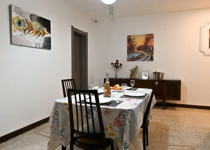 Sharon Court 4* St Paul's Bay